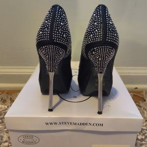 NWOT Size 6, Black satin, Forever XXI 4.5 inch diamond-studded stiletto heels